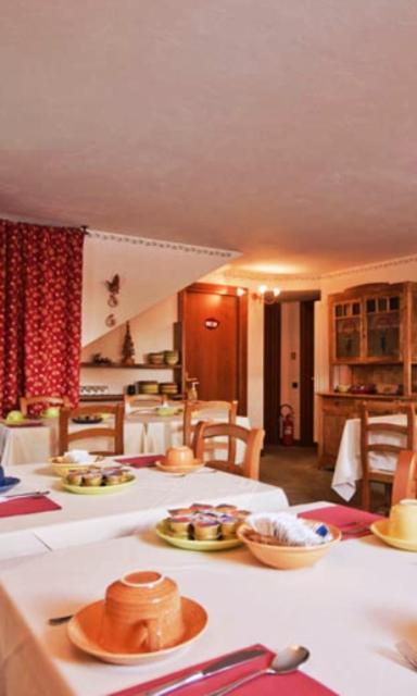 Meuble Lo Miete Viei Hotel Champoluc Eksteriør billede